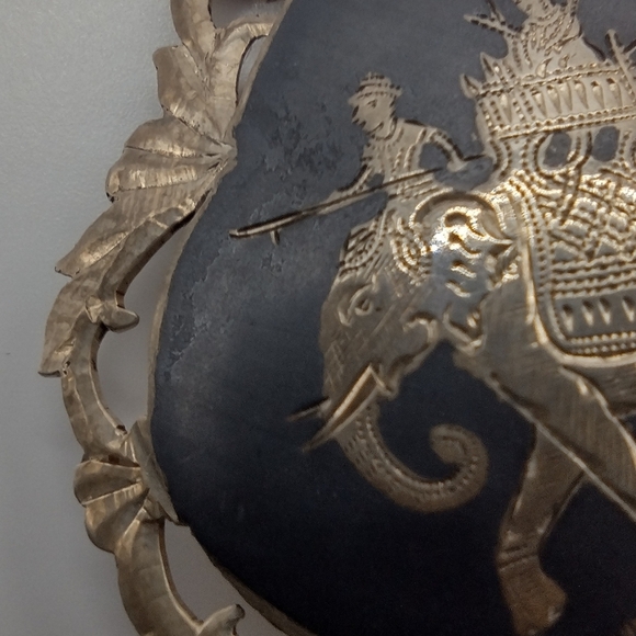 Vintage Niello Elephant Brooch, Animal Pin, Siam Silver, Thailand Elephant, 925 - Picture 6 of 8